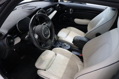 MINI Cooper SE Edition Premium Plus