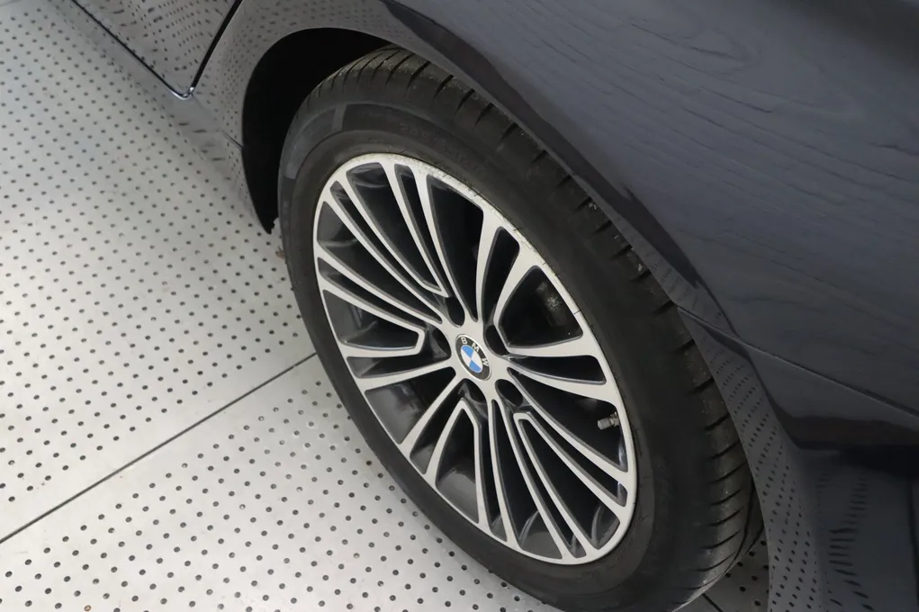 BMW 520d Touring Sport Line xDrive aut.