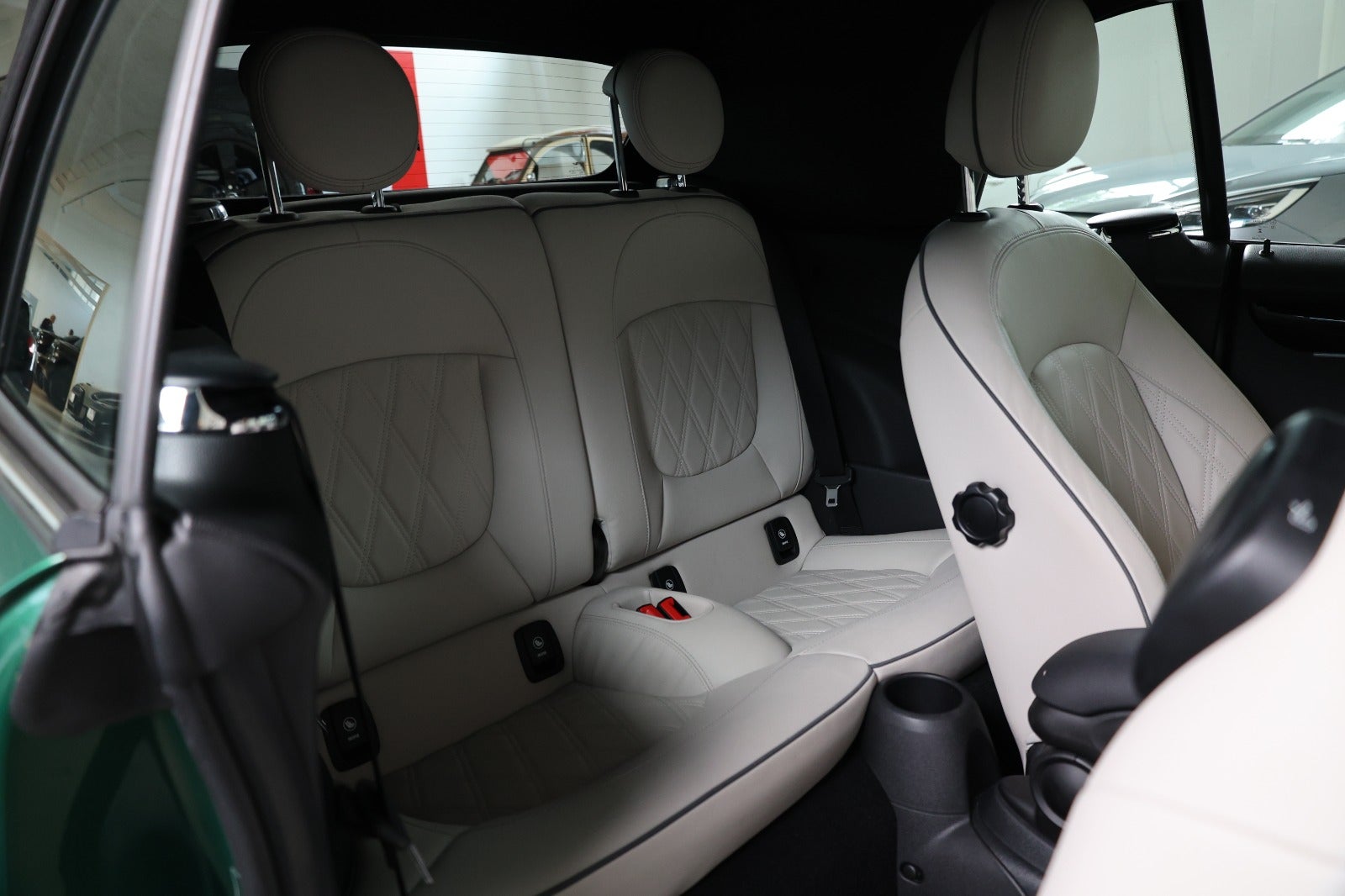 MINI Cooper S 2,0 Maximise aut. 3d - 11
