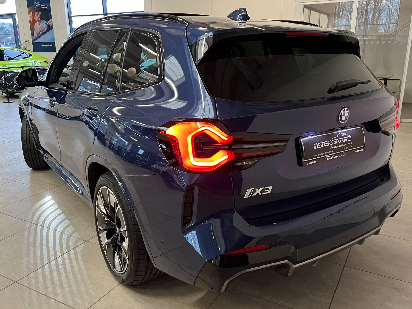 BMW iX3 2023