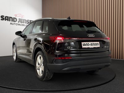 Audi Q4 e-tron 35 Attitude Van