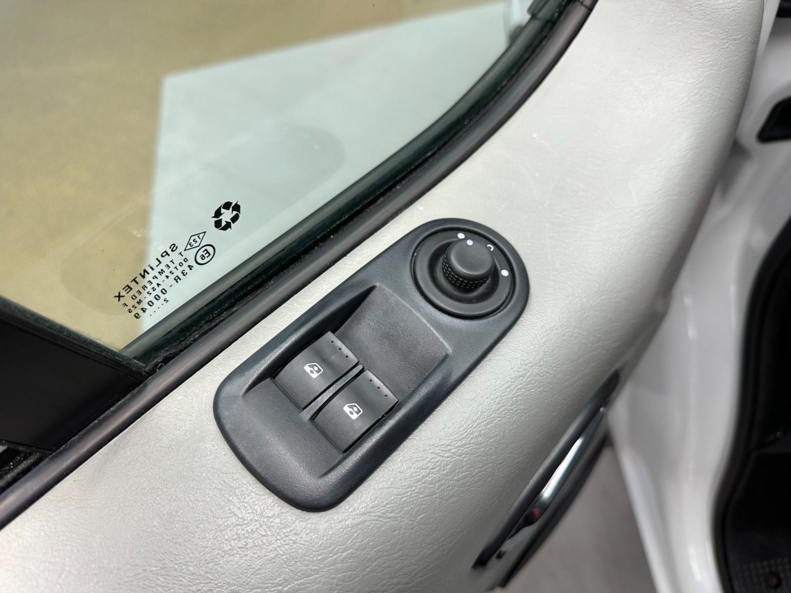 Billede af Renault Trafic T29 2,0 dCi 115 L2H1 Kombi