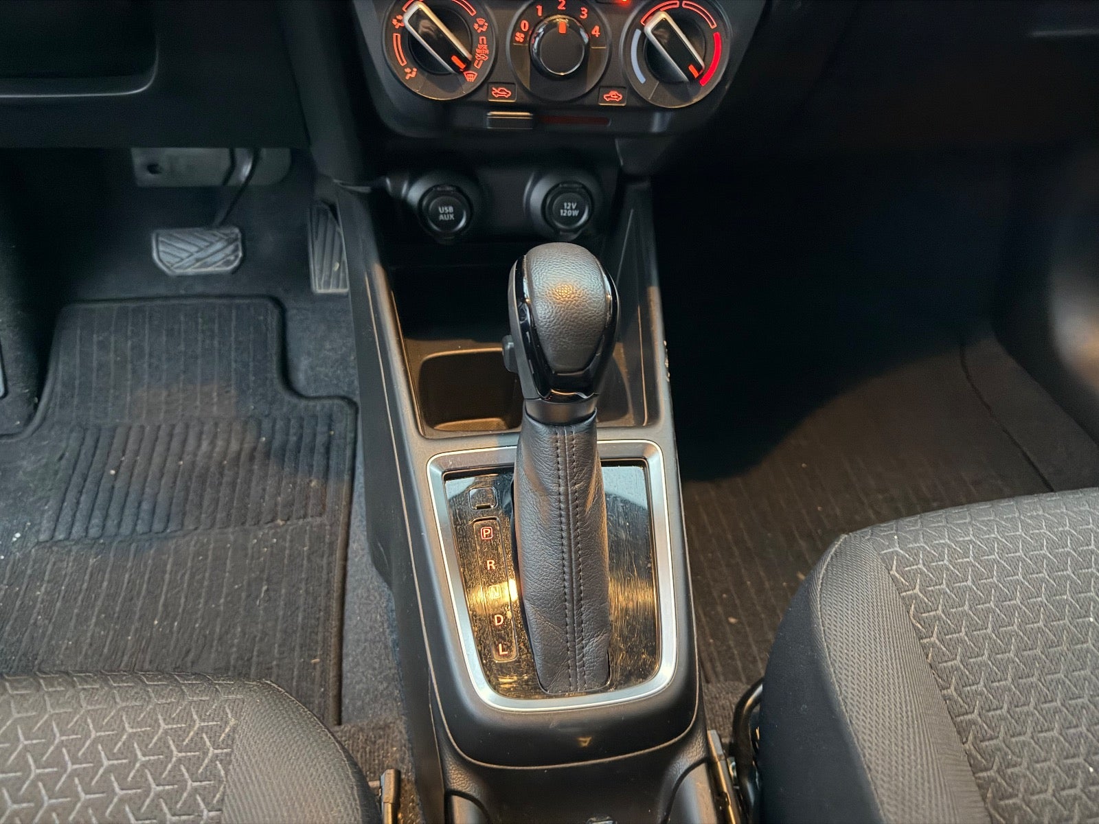 Billede af Suzuki Swift 1,2 mHybrid Action CVT