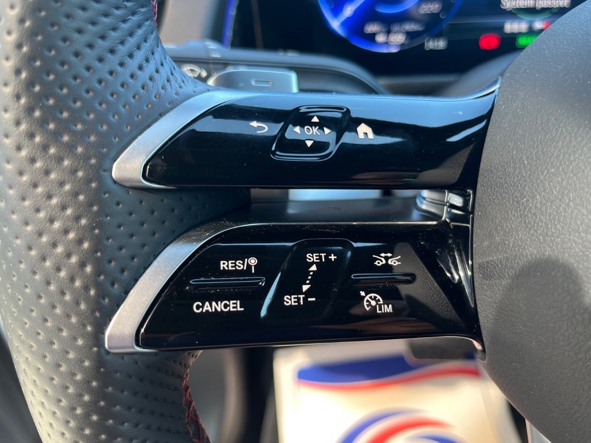 Billede af Mercedes EQB300  AMG Line 4Matic