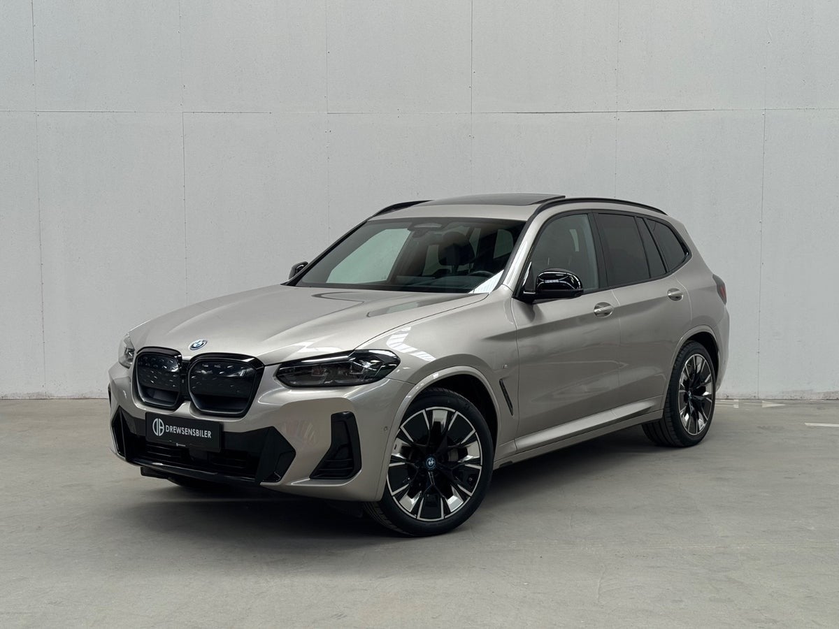 BMW iX3 Charged Plus M-Sport A