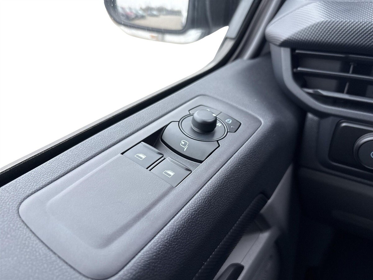 Ford E-Transit Custom 320S Trend billede 15