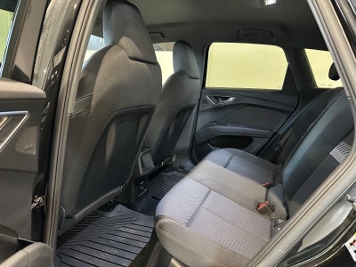 Audi Q4 e-tron Advanced