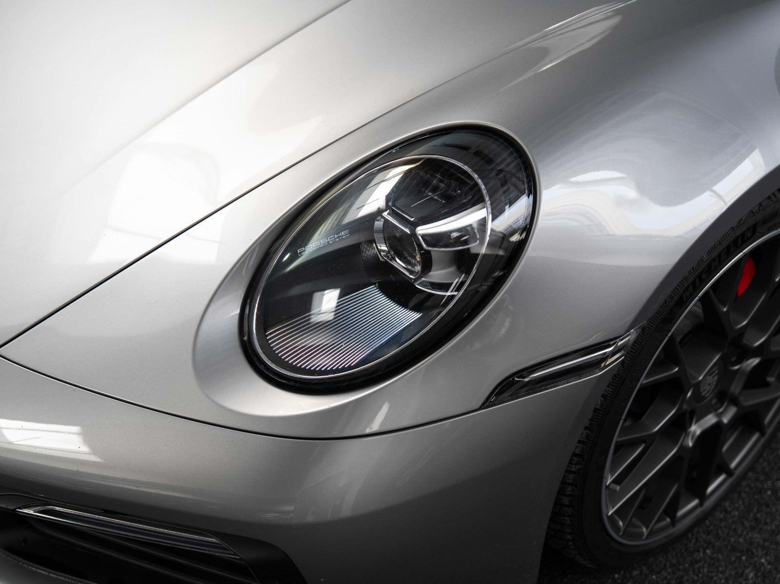 Gallery image 6 of 18