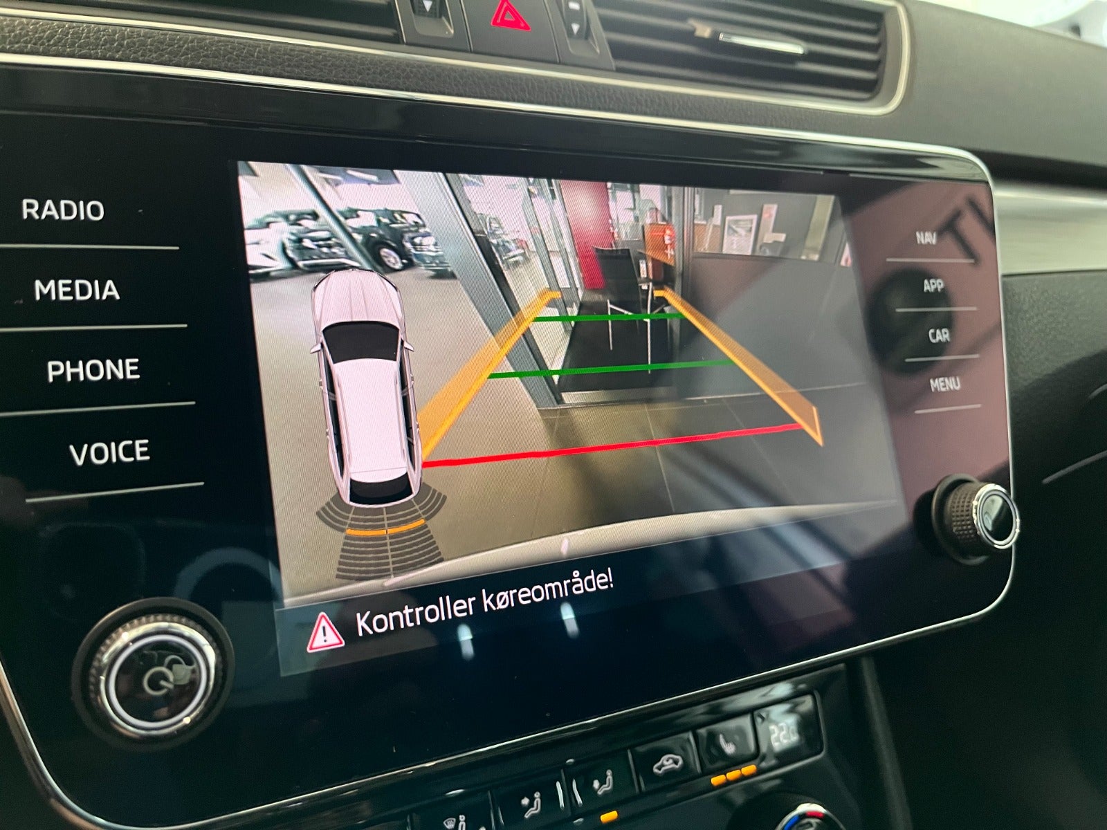 Billede af Skoda Superb 2,0 TDi 150 Style Combi DSG