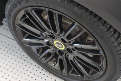 MINI Cooper SE Camden Edition