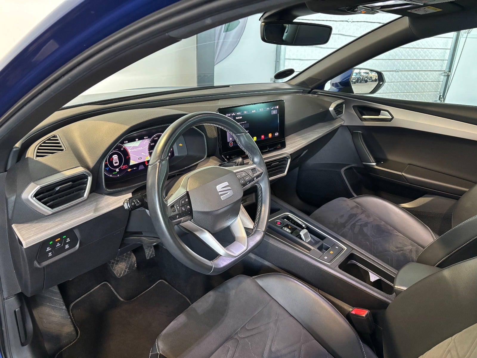 Seat Leon 1,4 eHybrid Xcellence Sportstourer DSG 5d - 7