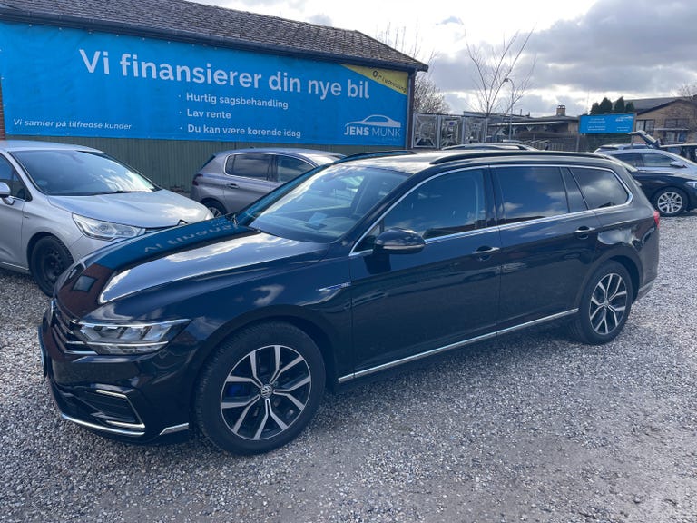 VW Passat GTE Variant DSG