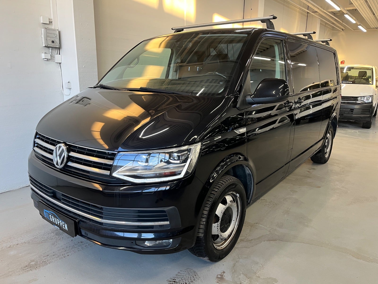 Billede af VW Transporter 2,0 TDi 204 Kassevogn DSG lang