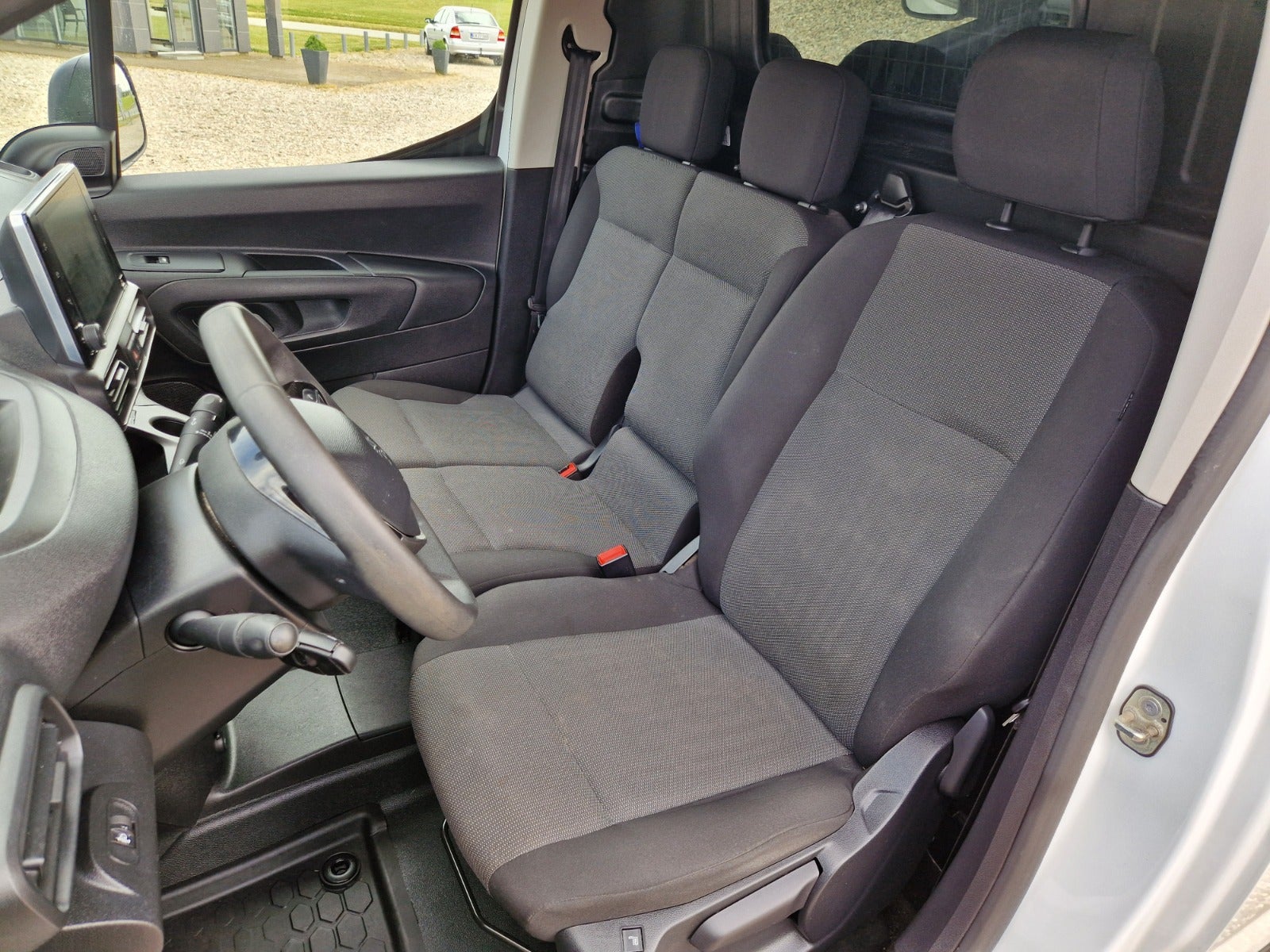 Billede af Peugeot Partner 1,5 BlueHDi 100 L1V1 Zap Van