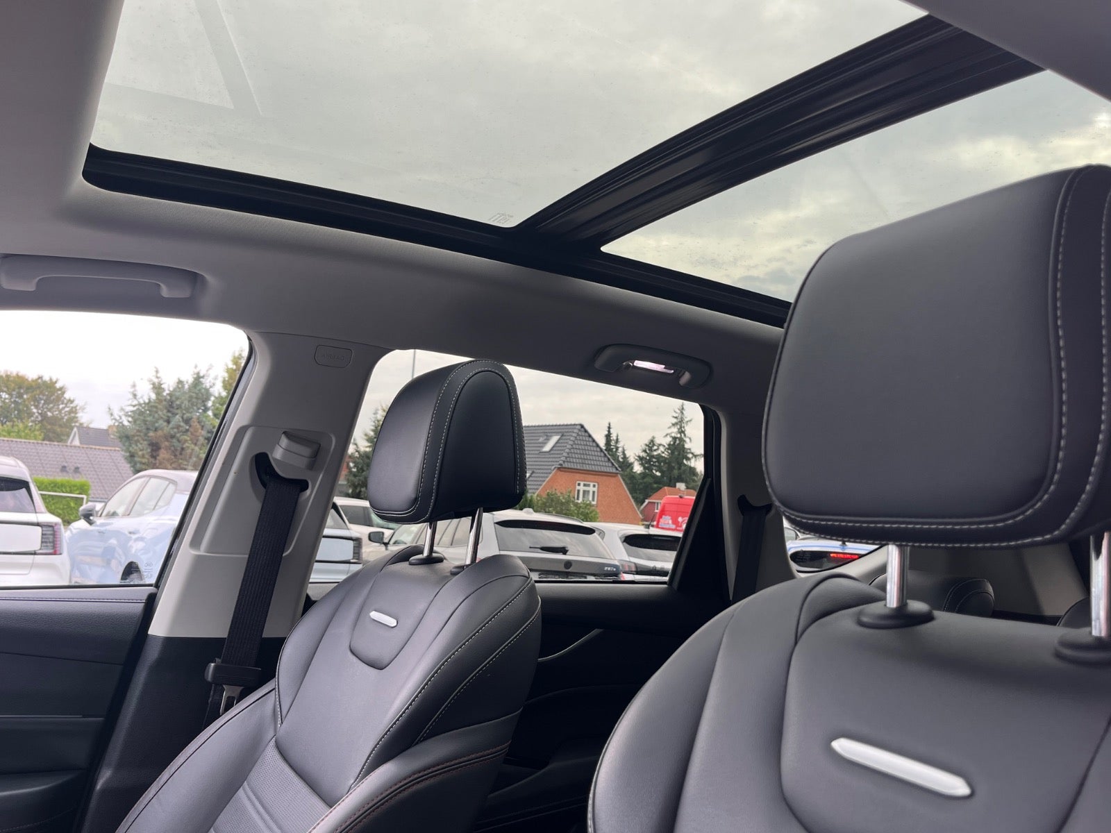 Billede af Maxus Euniq6 70 