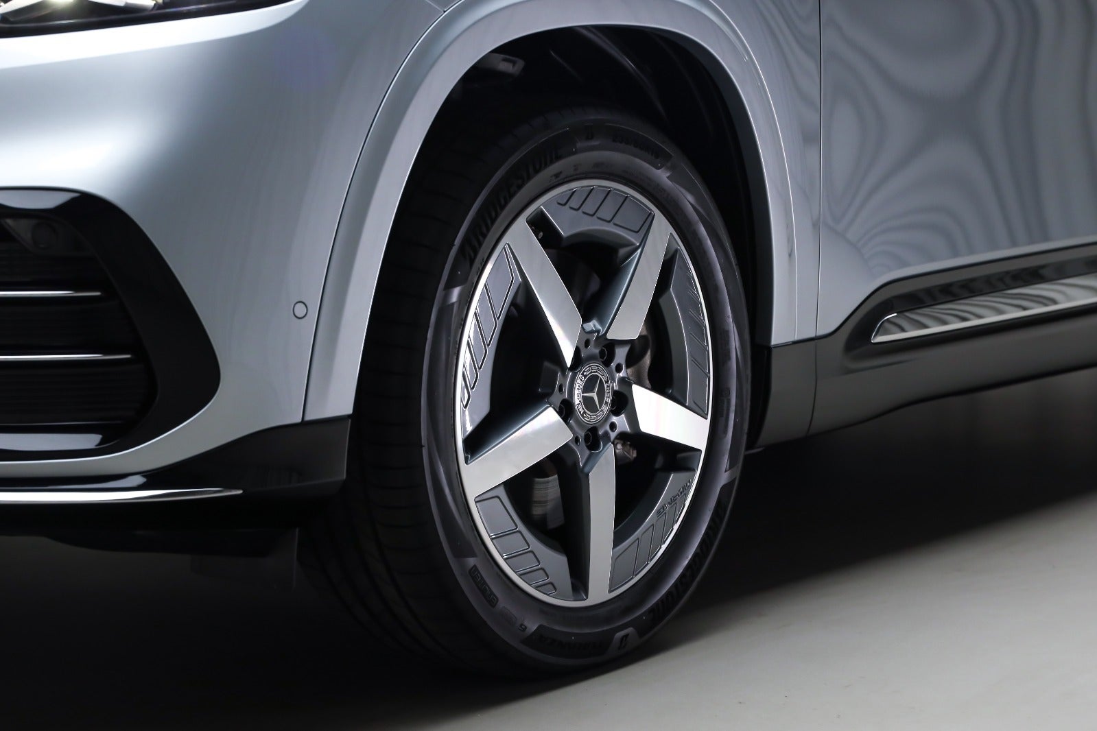 Mercedes-Benz GLB 250+