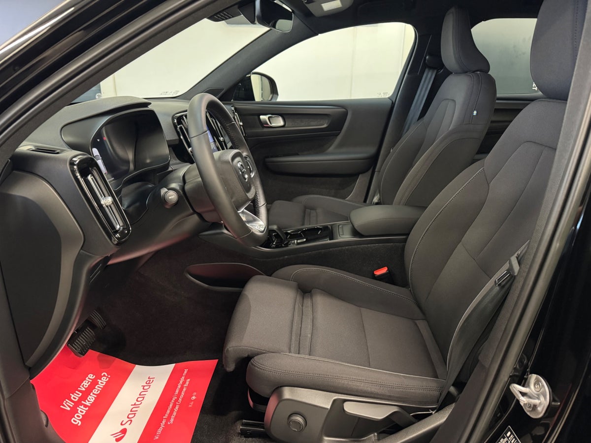 Volvo XC40 P6 ReCharge Core