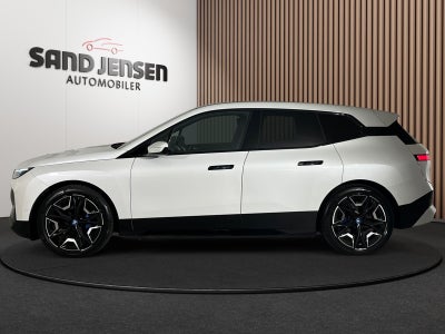 BMW iX xDrive50 Supercharged