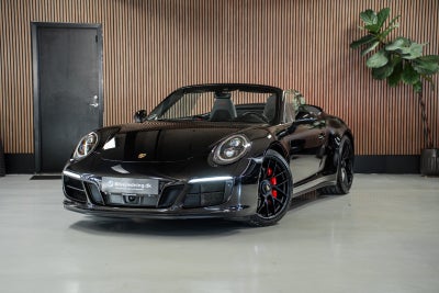 Porsche 911 Carrera 4 GTS 3,0 Cabriolet PDK 2d