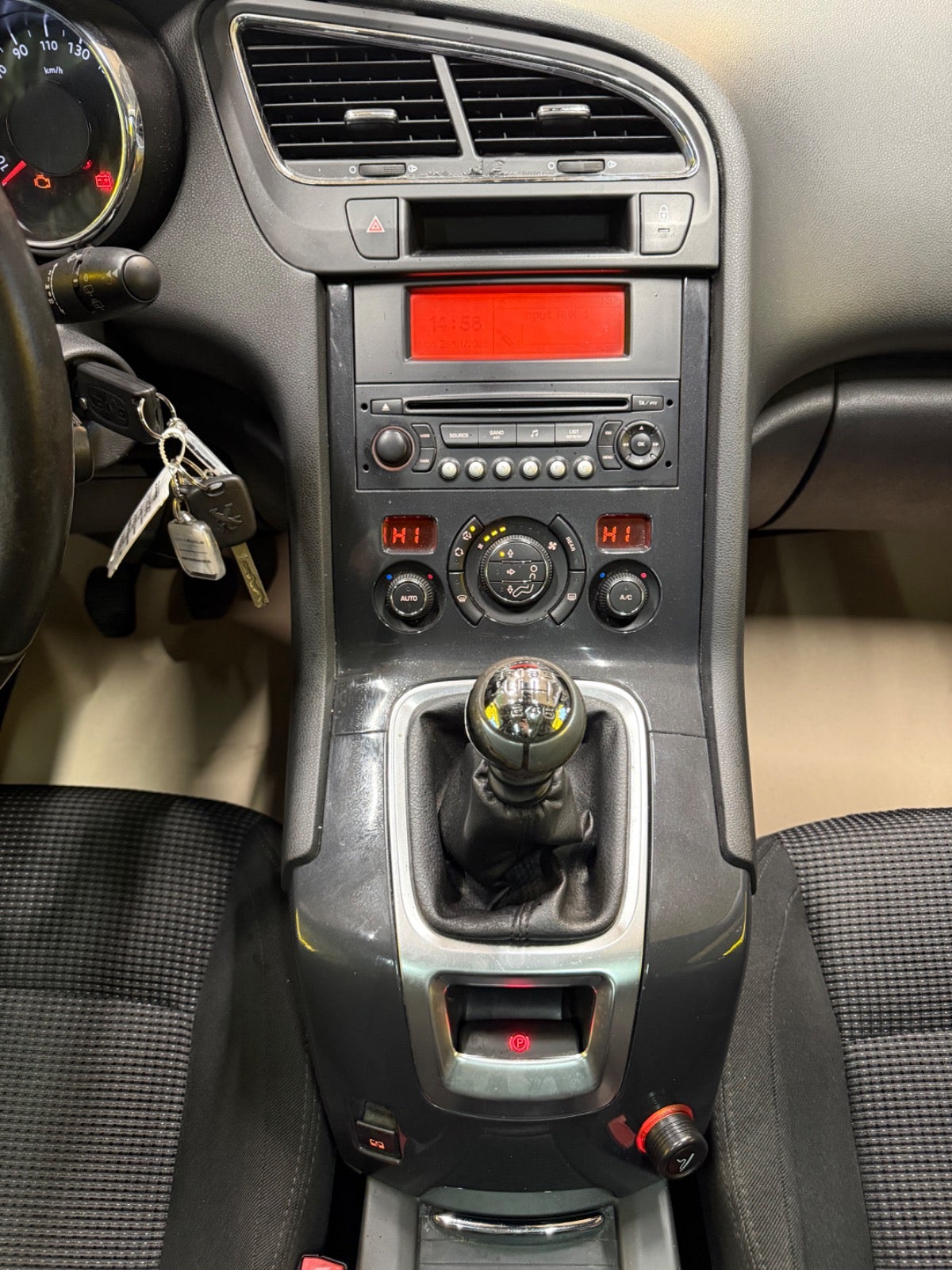 Billede af Peugeot 5008 1,6 HDi 110 Premium 7prs