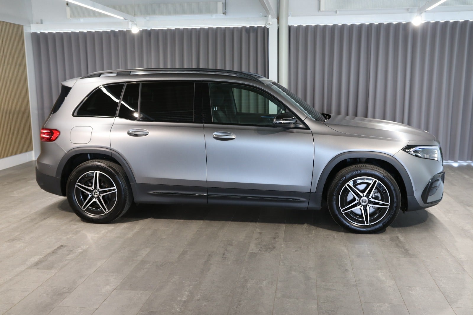 Billede af Mercedes EQB350  AMG Line 4Matic