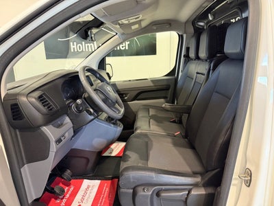 Toyota ProAce D 120 Medium Comfort