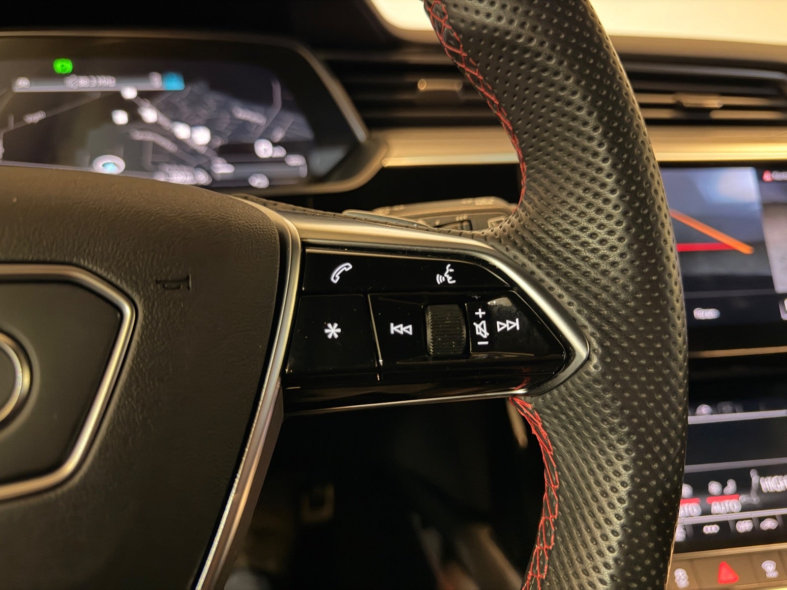 Audi Q8 e-tron S-line quattro