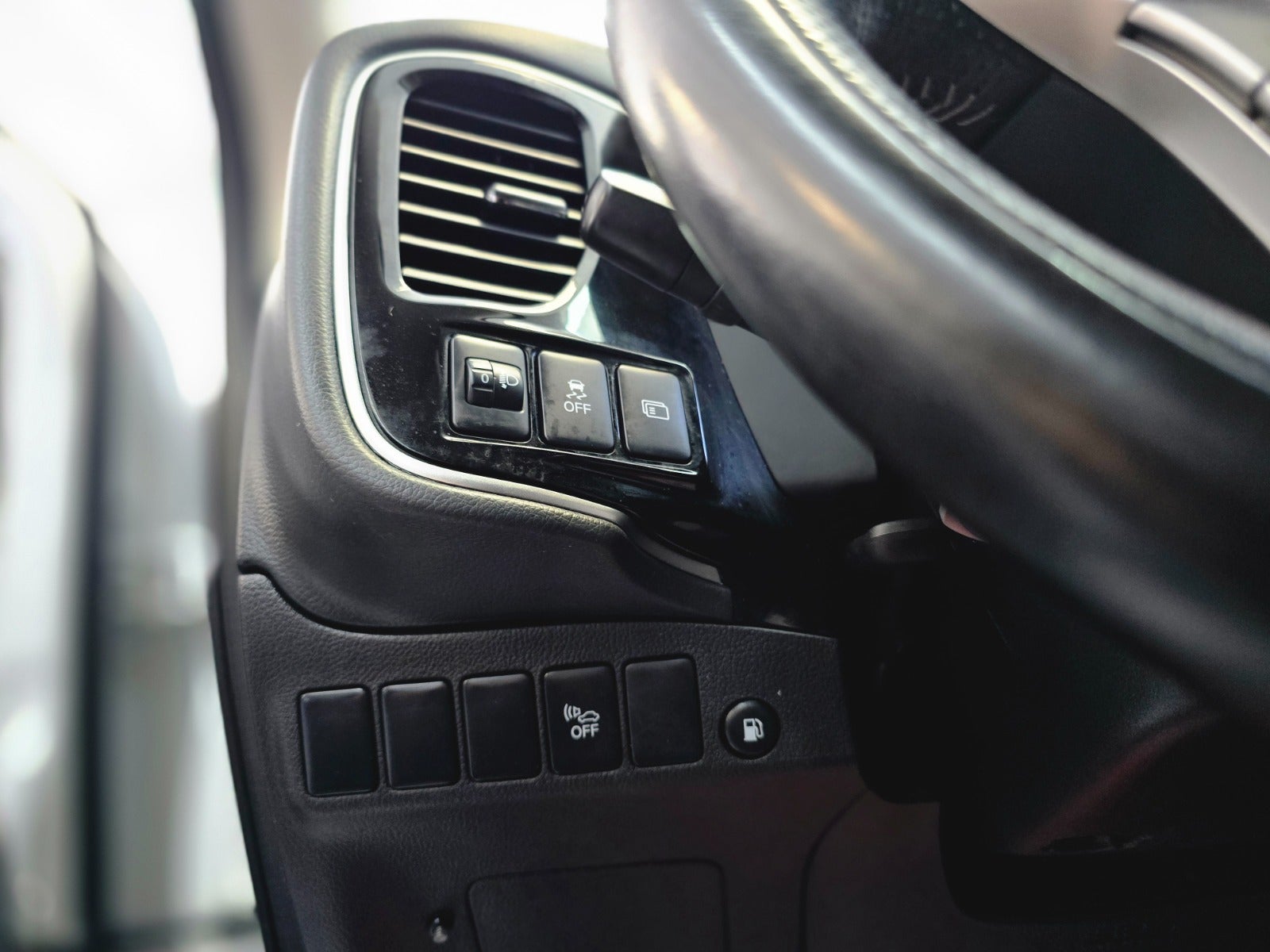 Billede af Mitsubishi Outlander 2,4 PHEV Inform+ CVT 4WD
