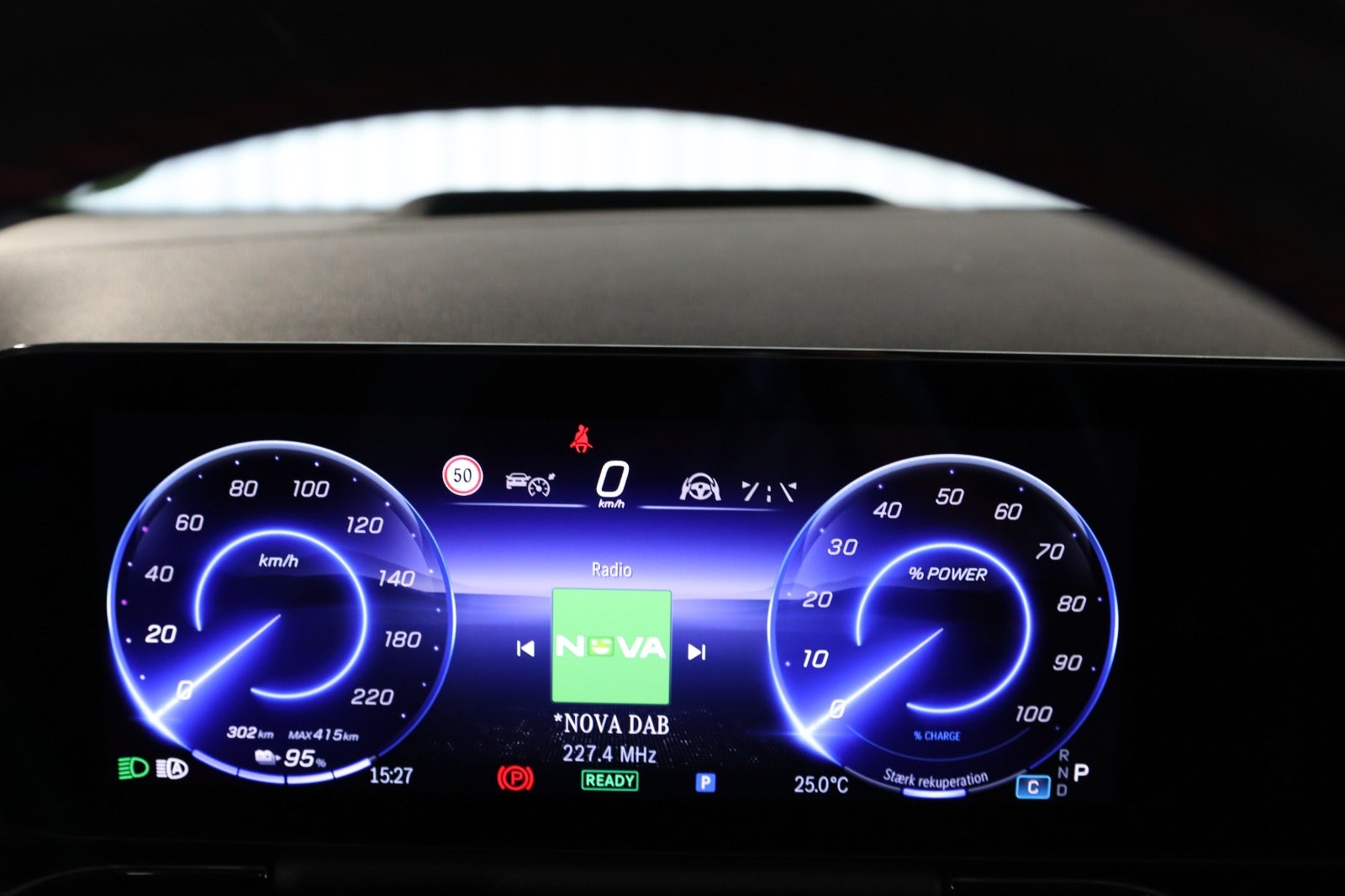 Billede af Mercedes EQA350  AMG Line Premium 4Matic