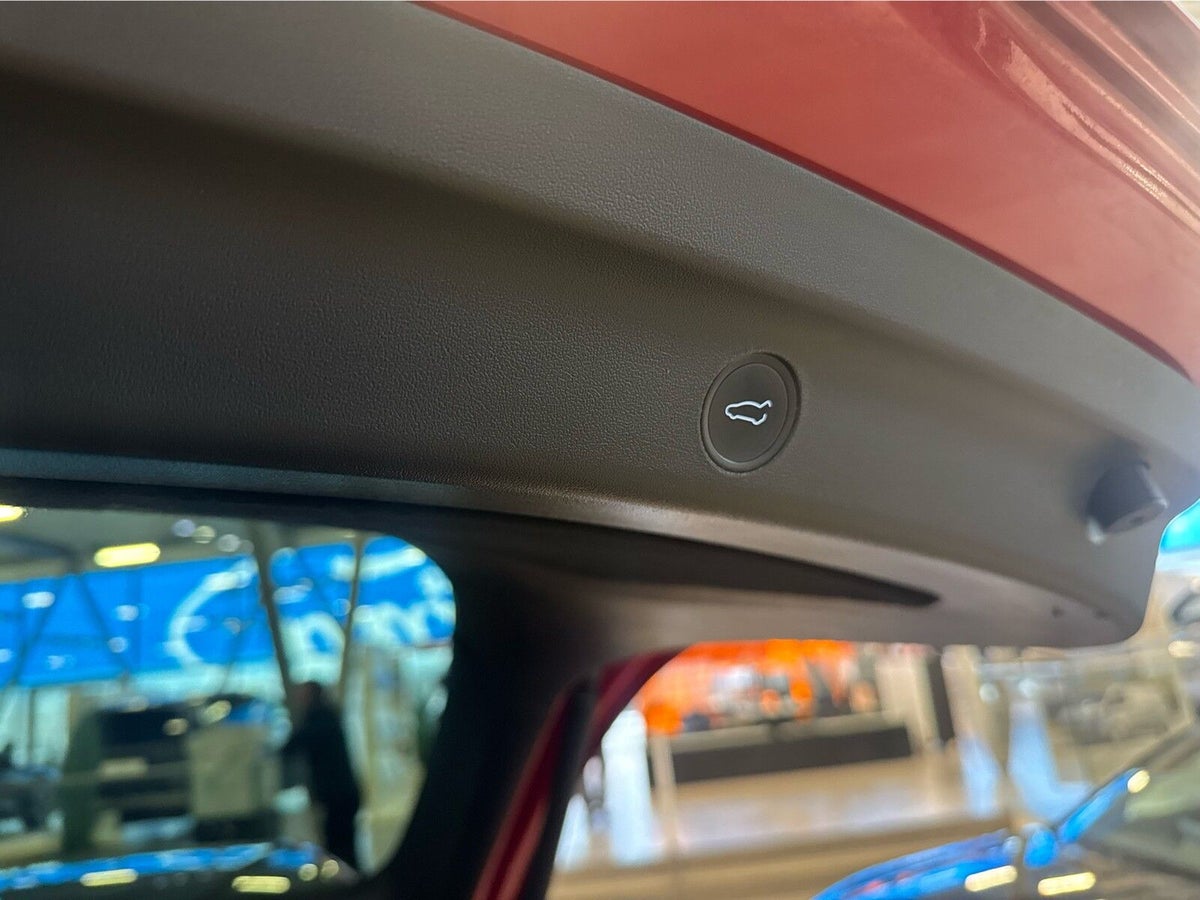 Tesla Model Y Long Range AWD billede 17