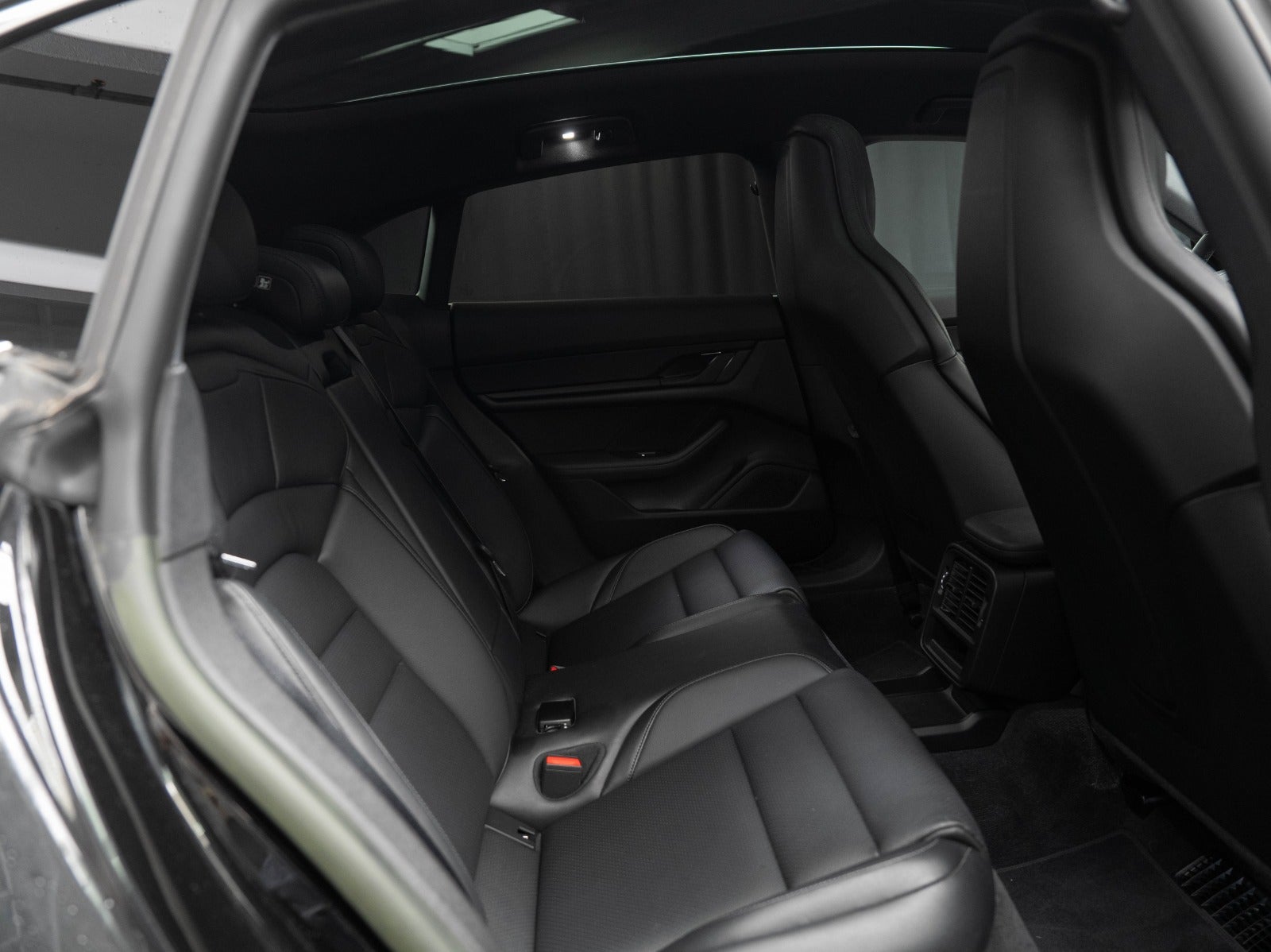 Gallery image 17 of 17