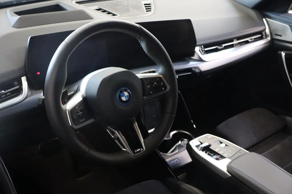 BMW iX1 xDrive30 Fully Charged M-Sport