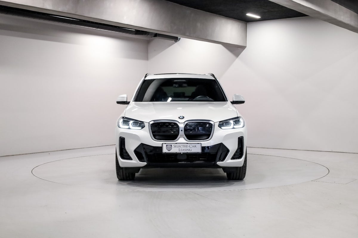 BMW iX3 Charged Plus M-Sport