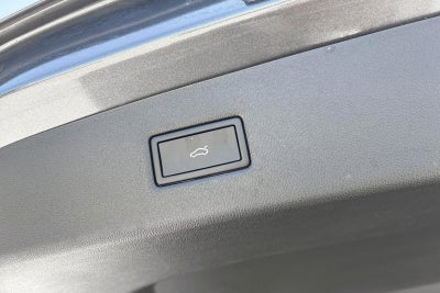 Ford Explorer Premium Extended Range