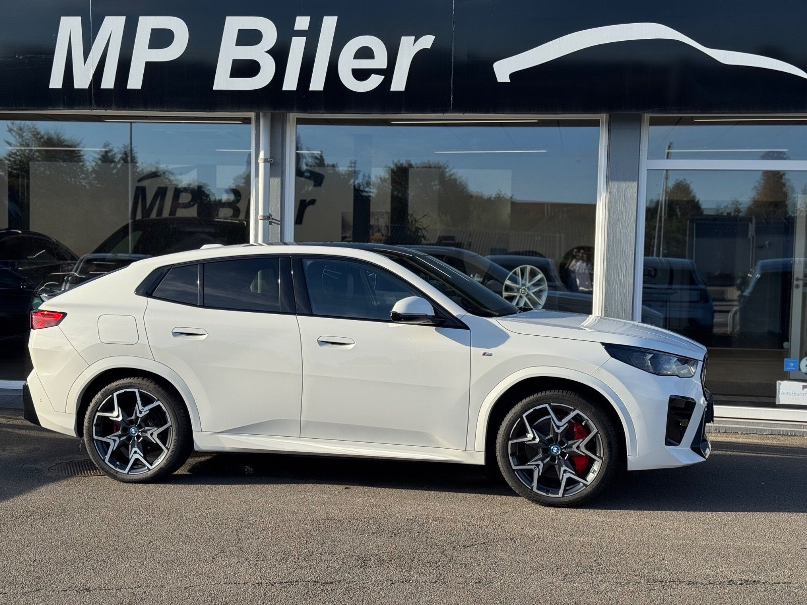 Billede af BMW iX2  xDrive30 M-Sport Premium