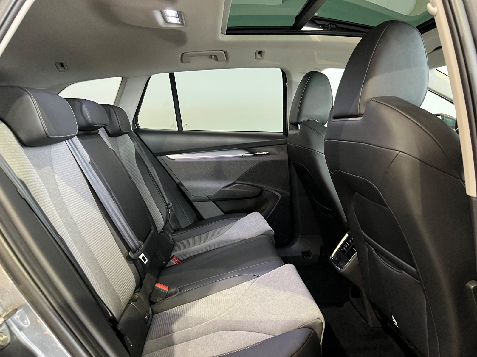 Skoda Enyaq iV Plus Loft