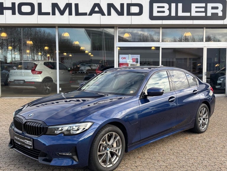 BMW 330e Sport Line aut.