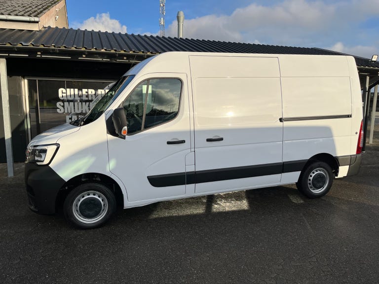 Renault Master IV T33 dCi 150 L2H2 Kassevogn