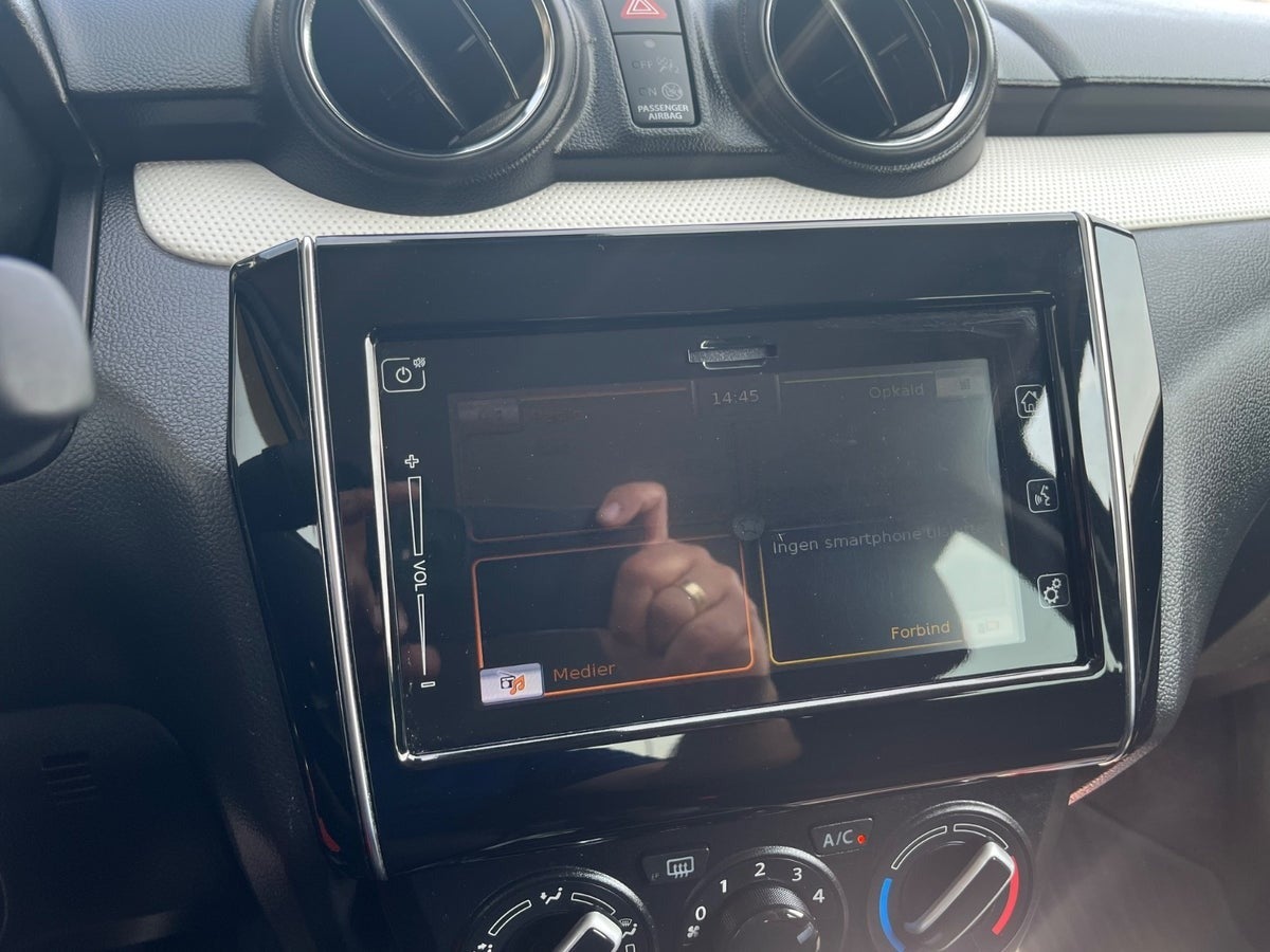Billede af Suzuki Swift 1,2 mHybrid Club CVT