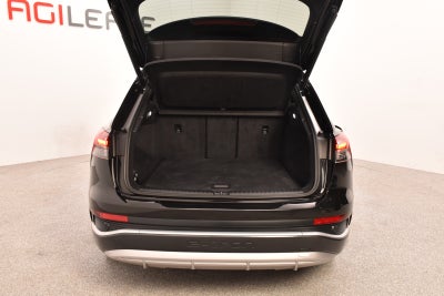 Audi Q4 e-tron S-line quattro