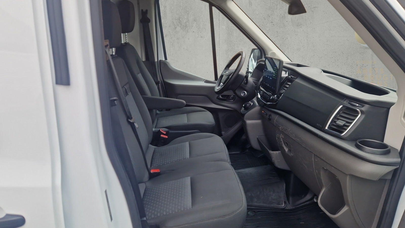 Billede af Ford E-Transit 350 L3 Van 68 Trend H2 RWD