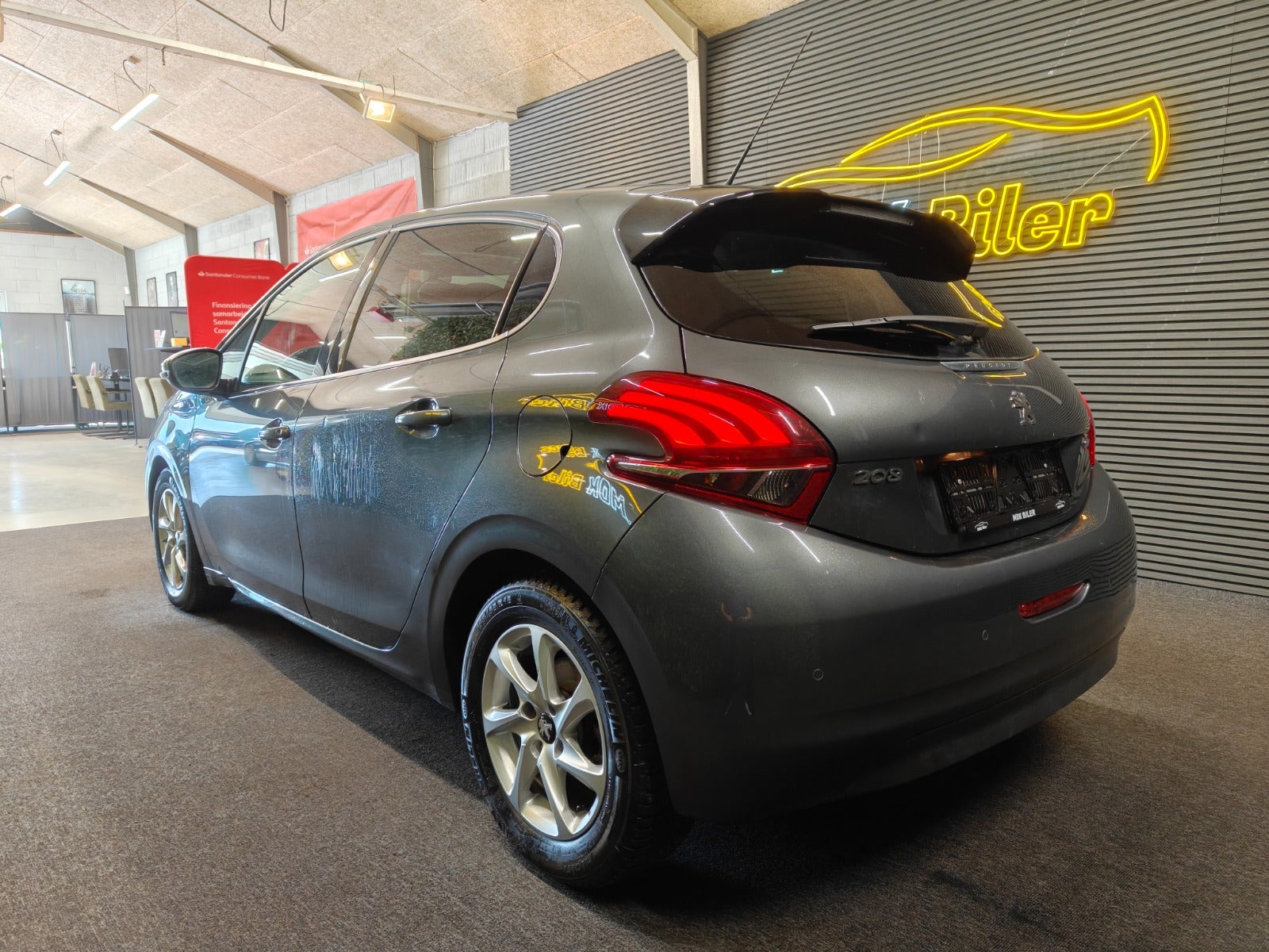 Billede af Peugeot 208 1,6 BlueHDi 100 Allure Sky