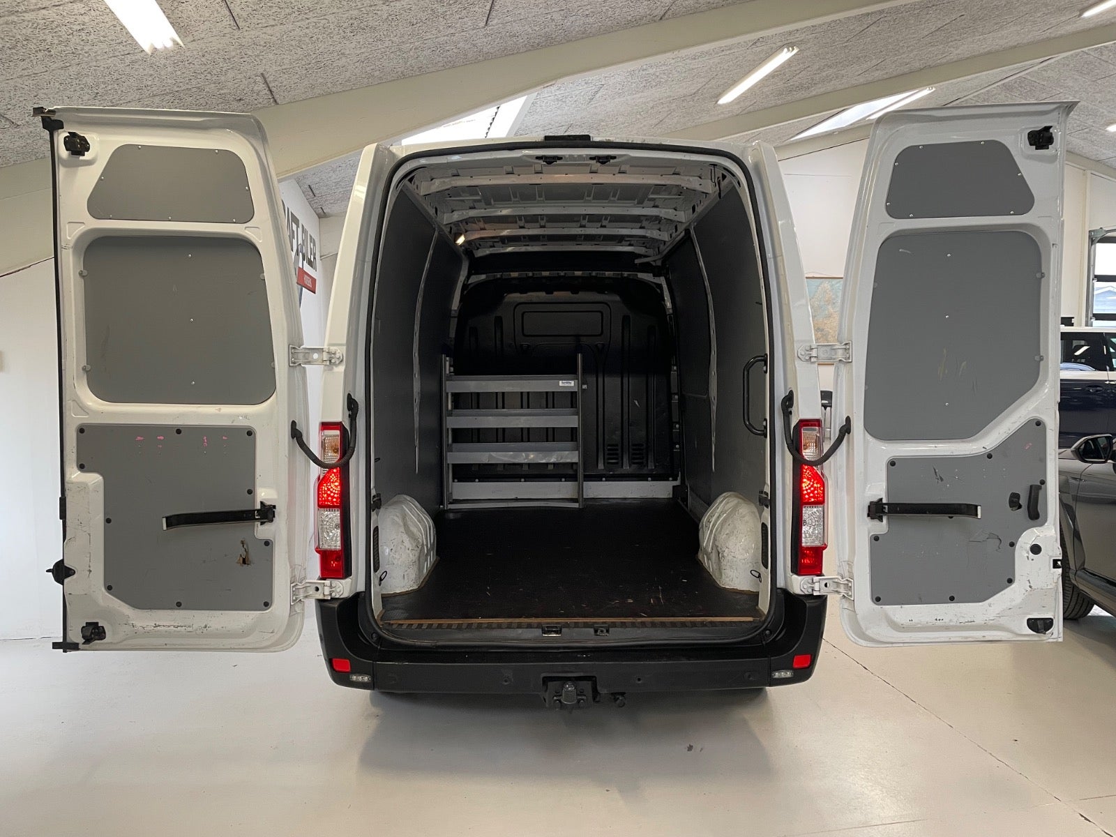 Billede af Renault Master IV T33 2,3 dCi 150 L2H2 Kassevogn