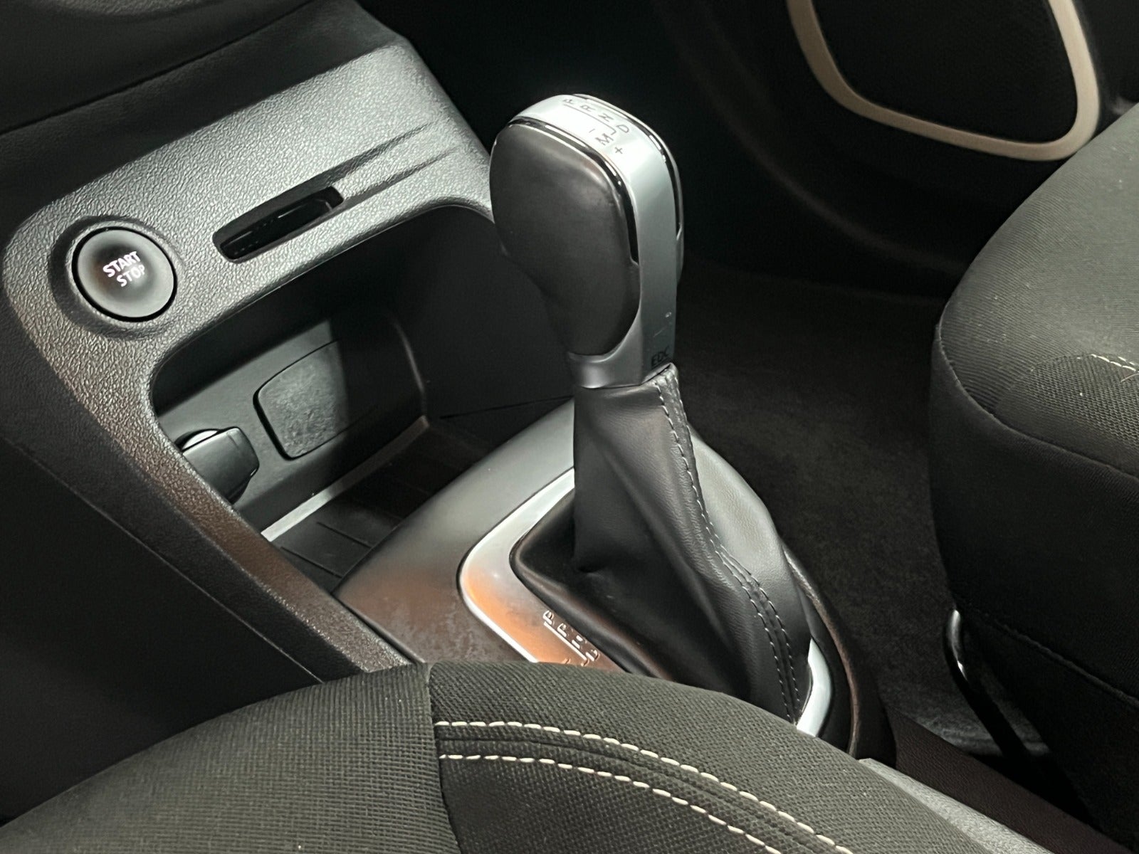 Billede af Renault Captur 1,5 dCi 90 Zen EDC