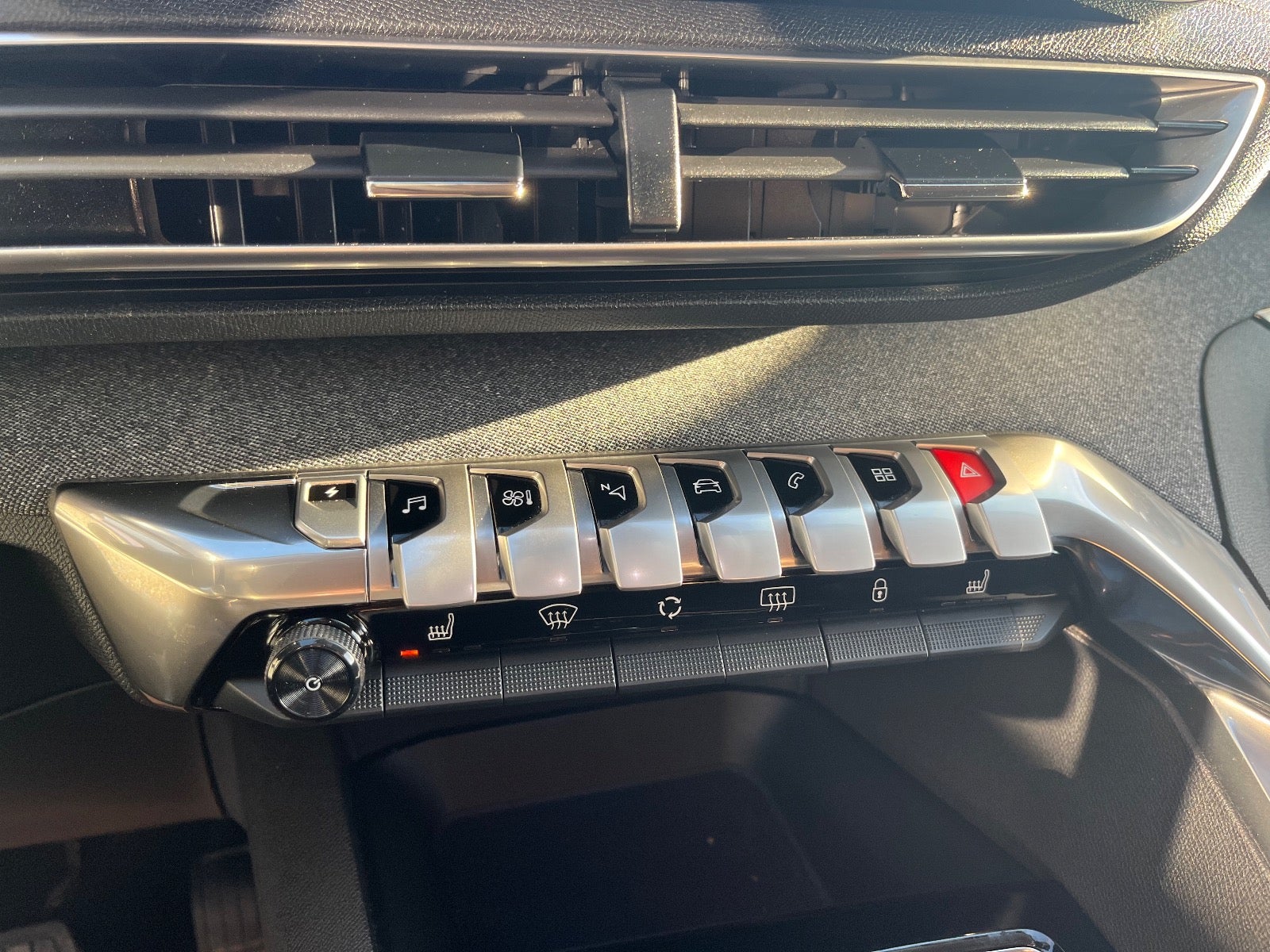 Billede af Peugeot 3008 1,6 Hybrid Allure Pack EAT8