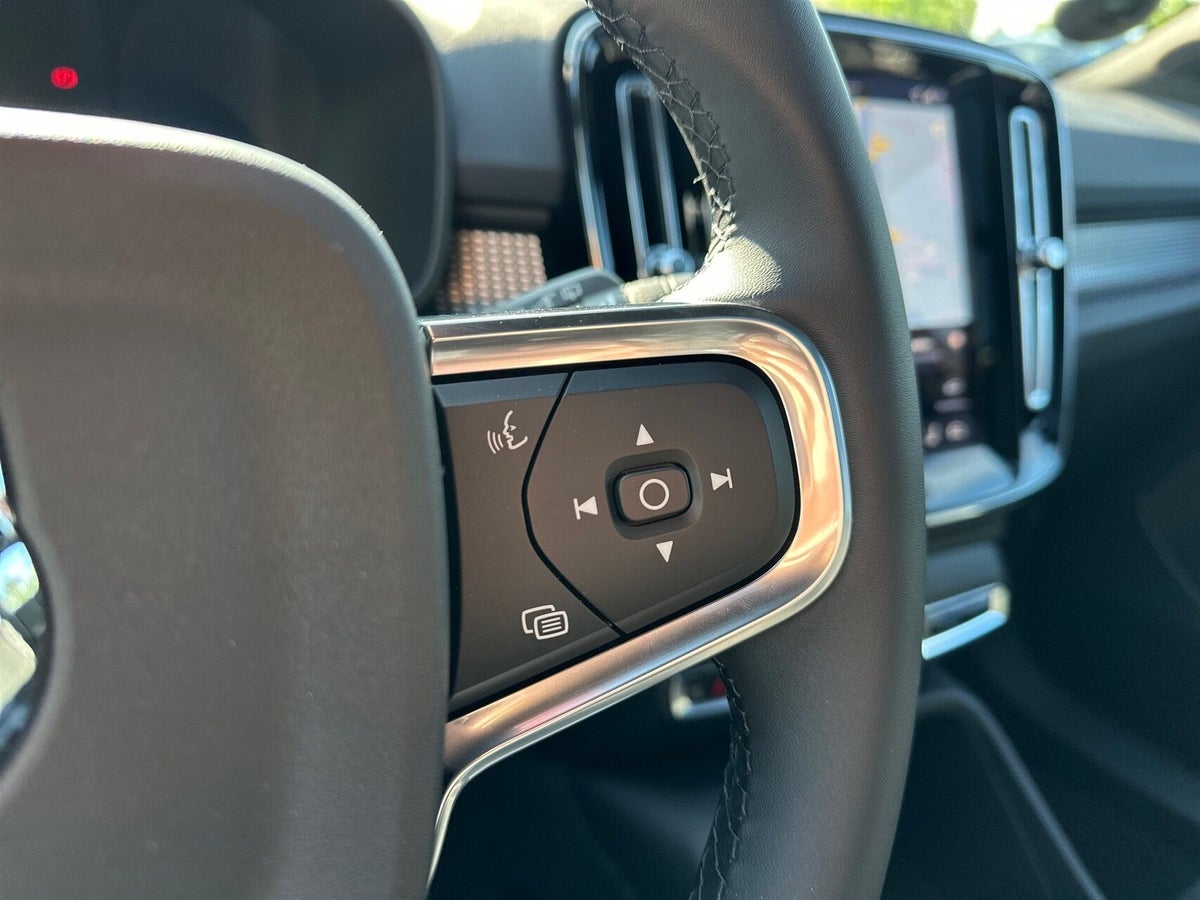 Volvo EX40 Extended Range Black Edition Excess billede 18