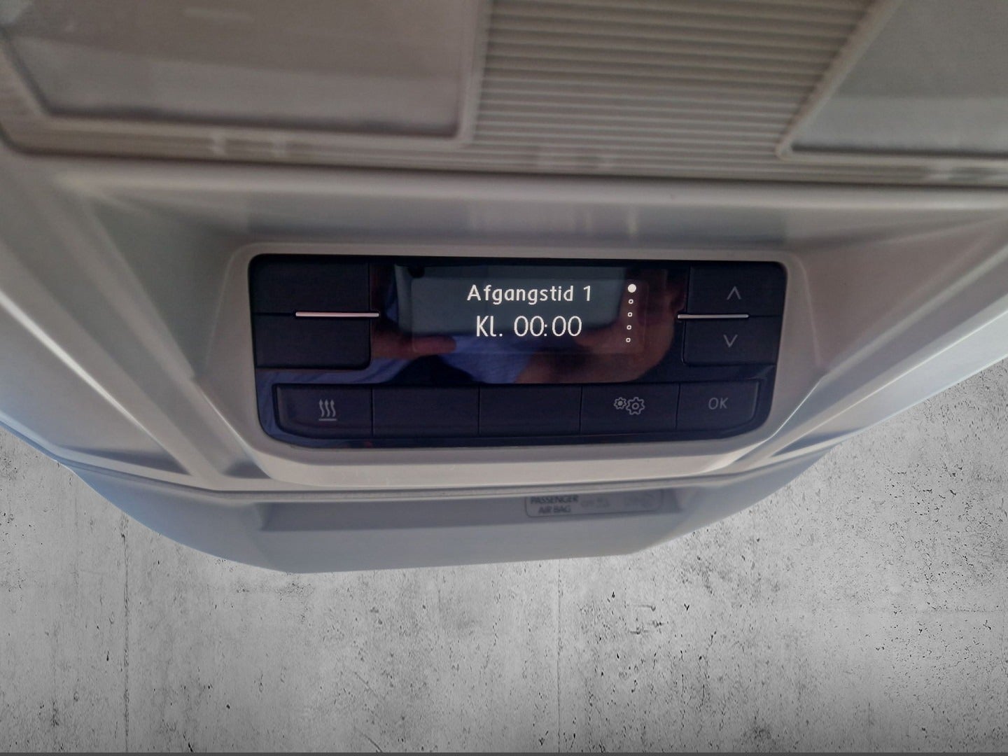 Billede af VW Crafter 35 2,0 TDi 177 Kassevogn L3H2 aut.