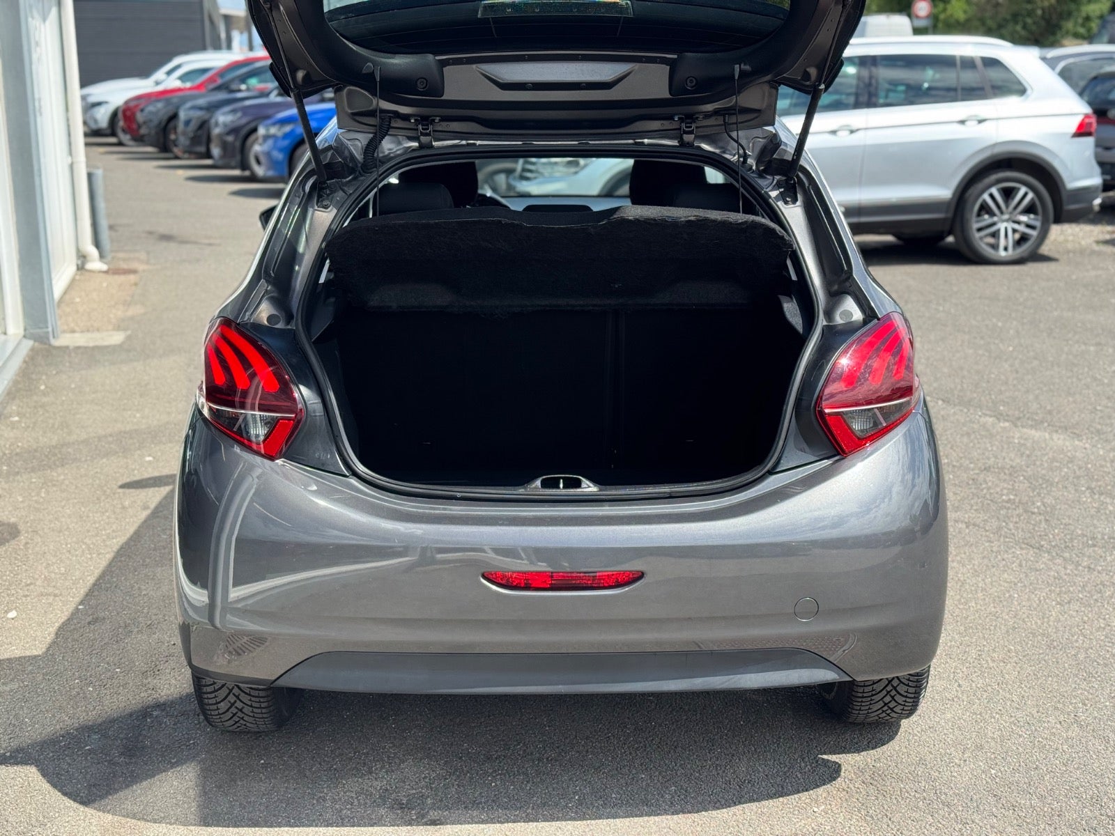Billede af Peugeot 208 1,6 BlueHDi 100 Allure