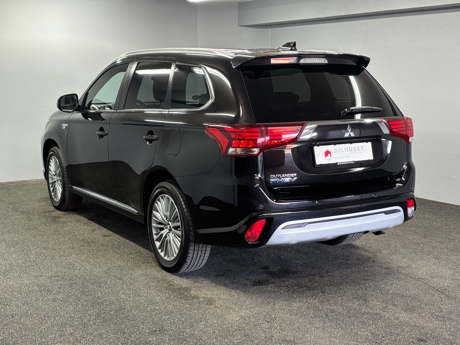Billede af Mitsubishi Outlander 2,4 PHEV Instyle CVT 4WD