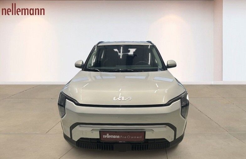 Kia EV3 Standard Range Access